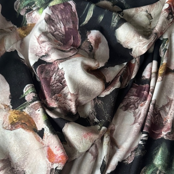 Norma Kamali Sleeveless Low-Back
Slip Fishtail Gown - Size S - Picture 15 of 16